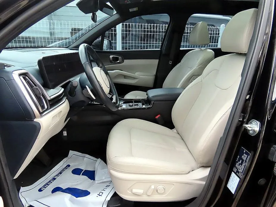 Kia Sorento — фото 9