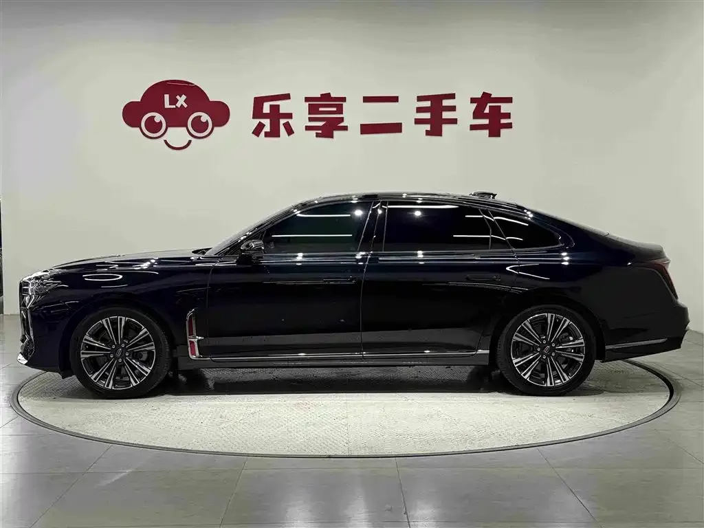 Hongqi H9 — фото 2