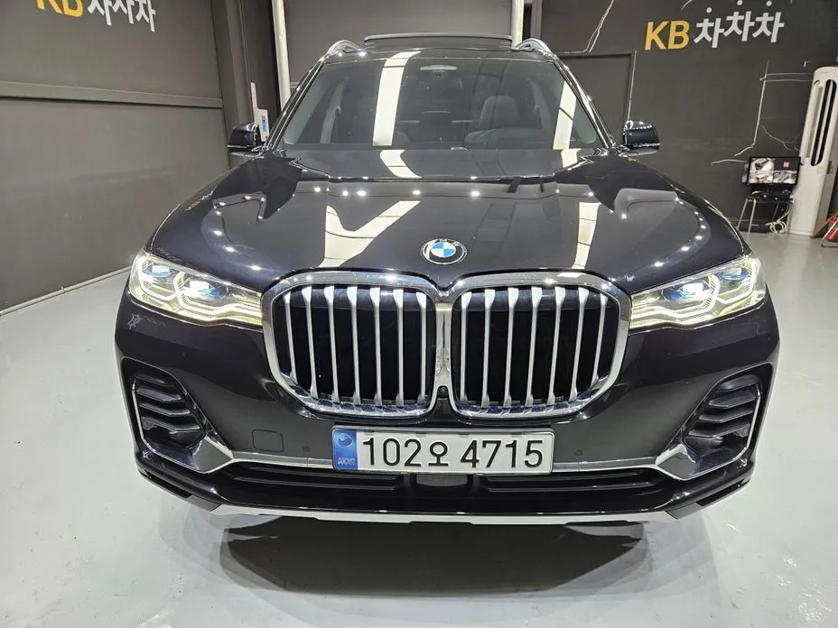 BMW X7 — фото 9
