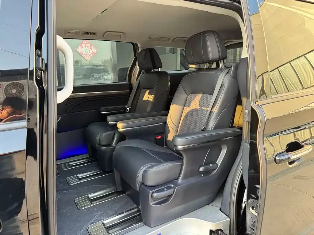 GAC Motor Trumpchi M8 — фото 4