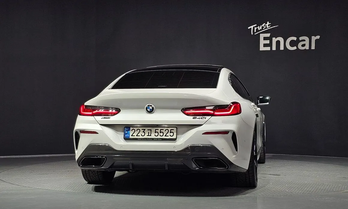 BMW 8-Series — фото 4