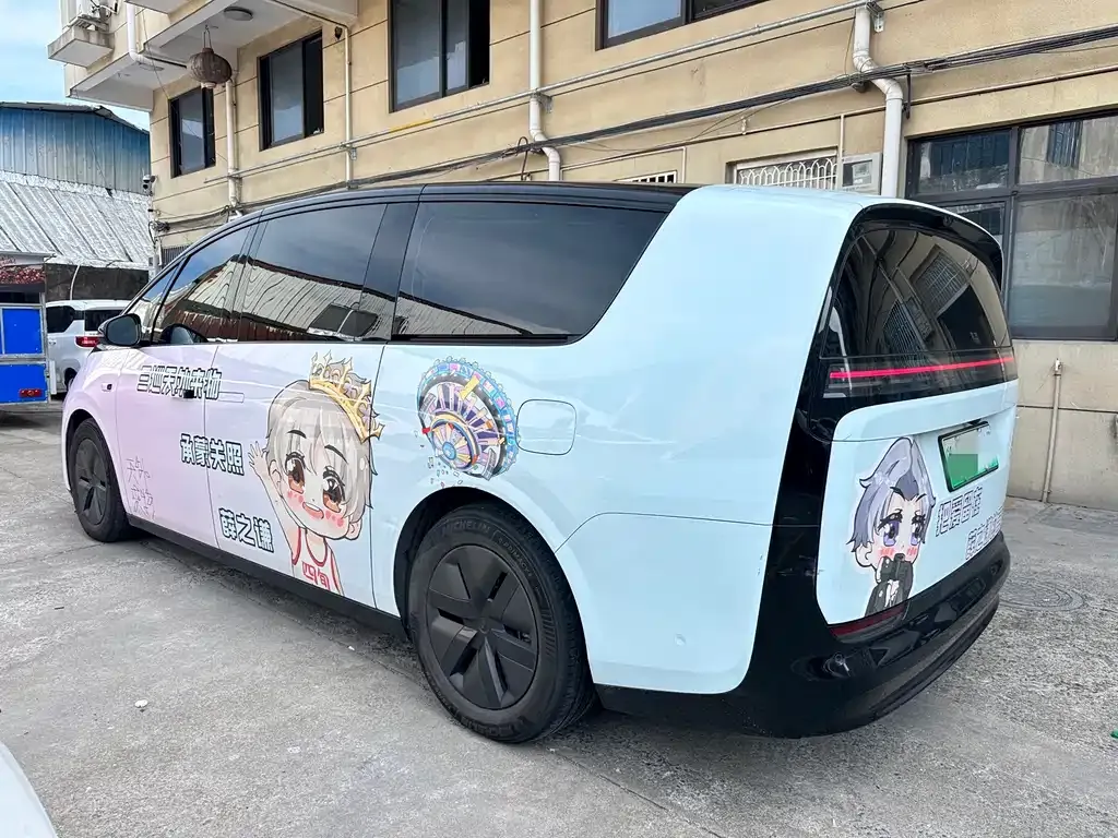 Li Auto MEGA — фото 6