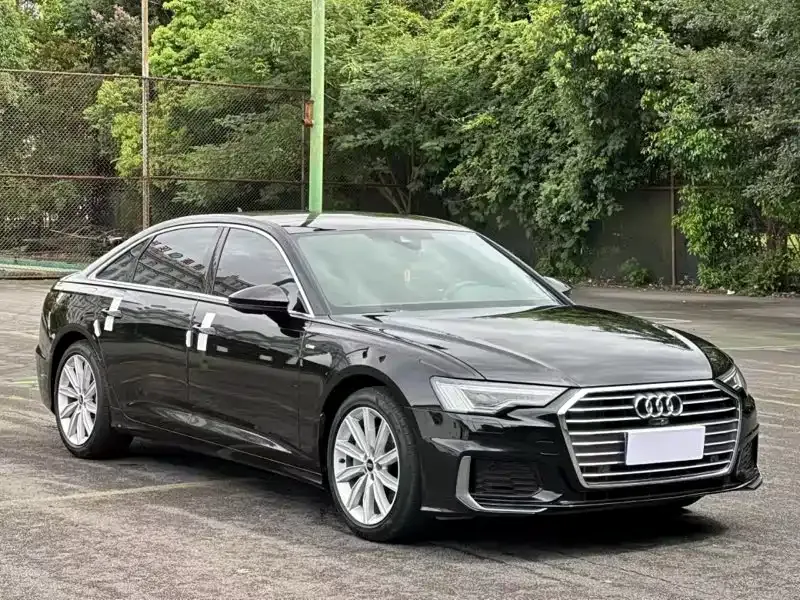 Audi A6L — фото 9