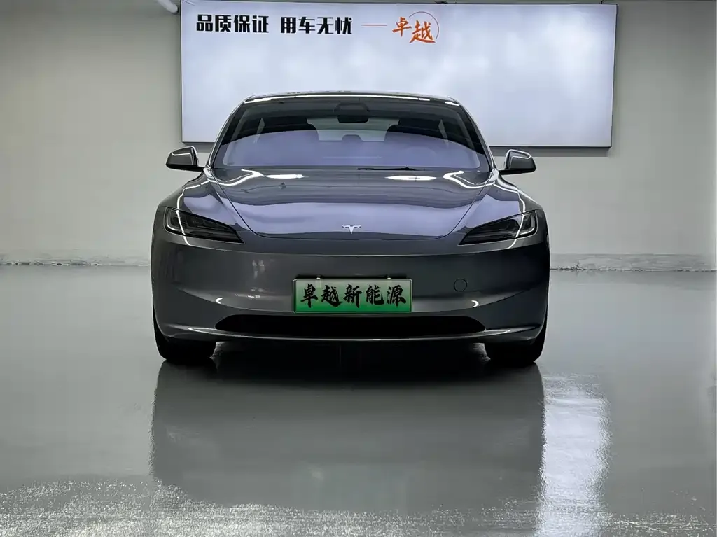 Tesla Model 3 — фото 2