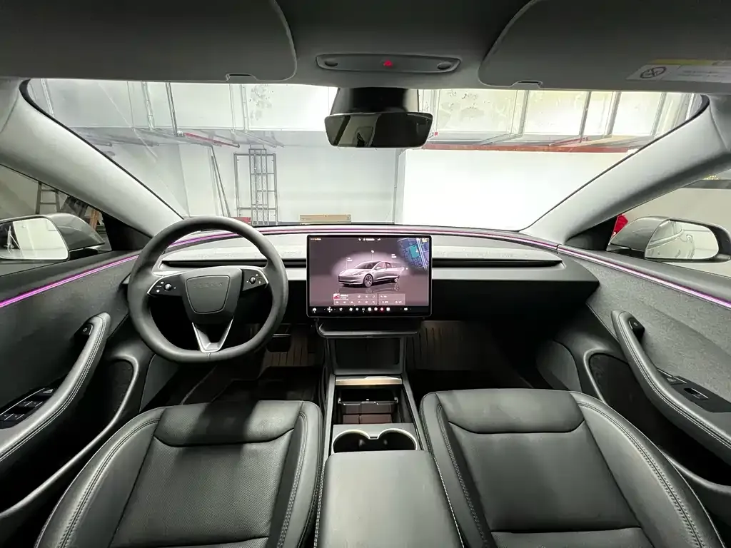 Tesla Model 3 — фото 3
