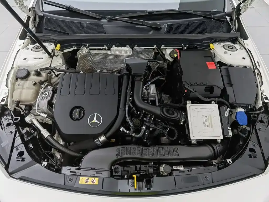 Mercedes-Benz A-Class — фото 9