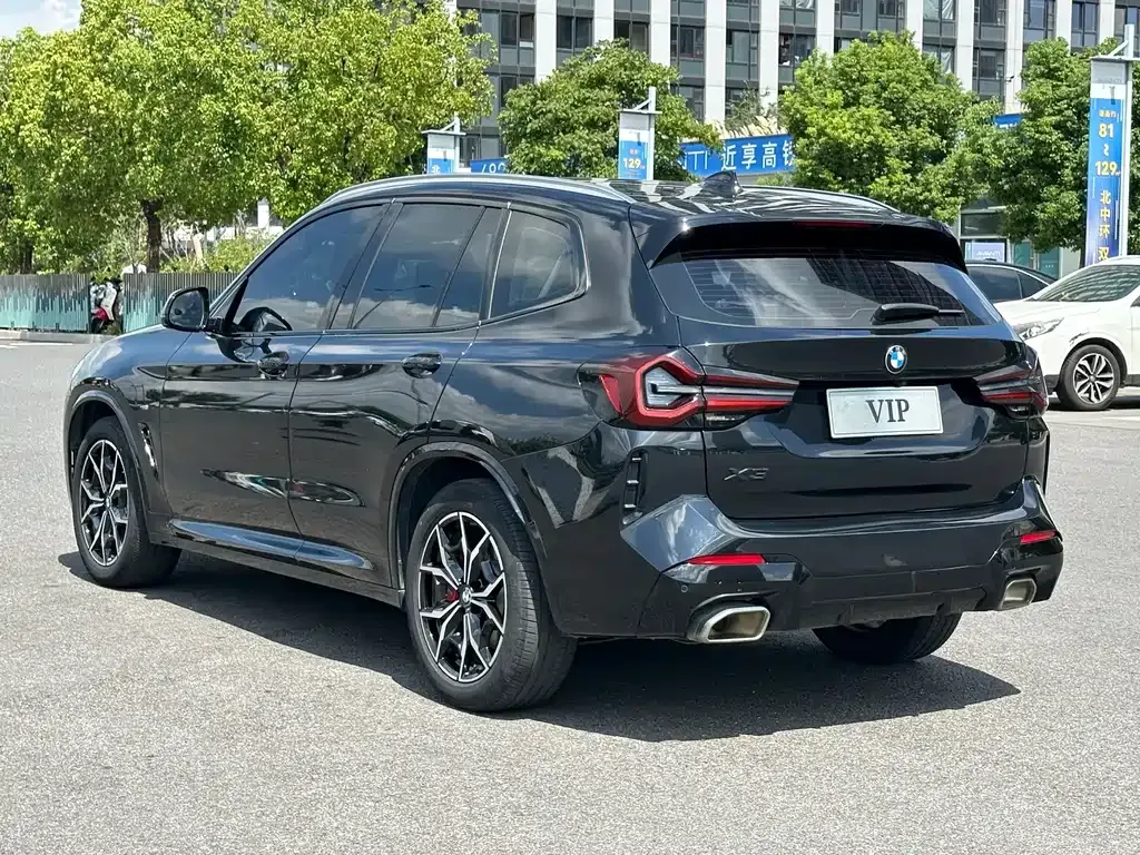 BMW X3 — фото 9