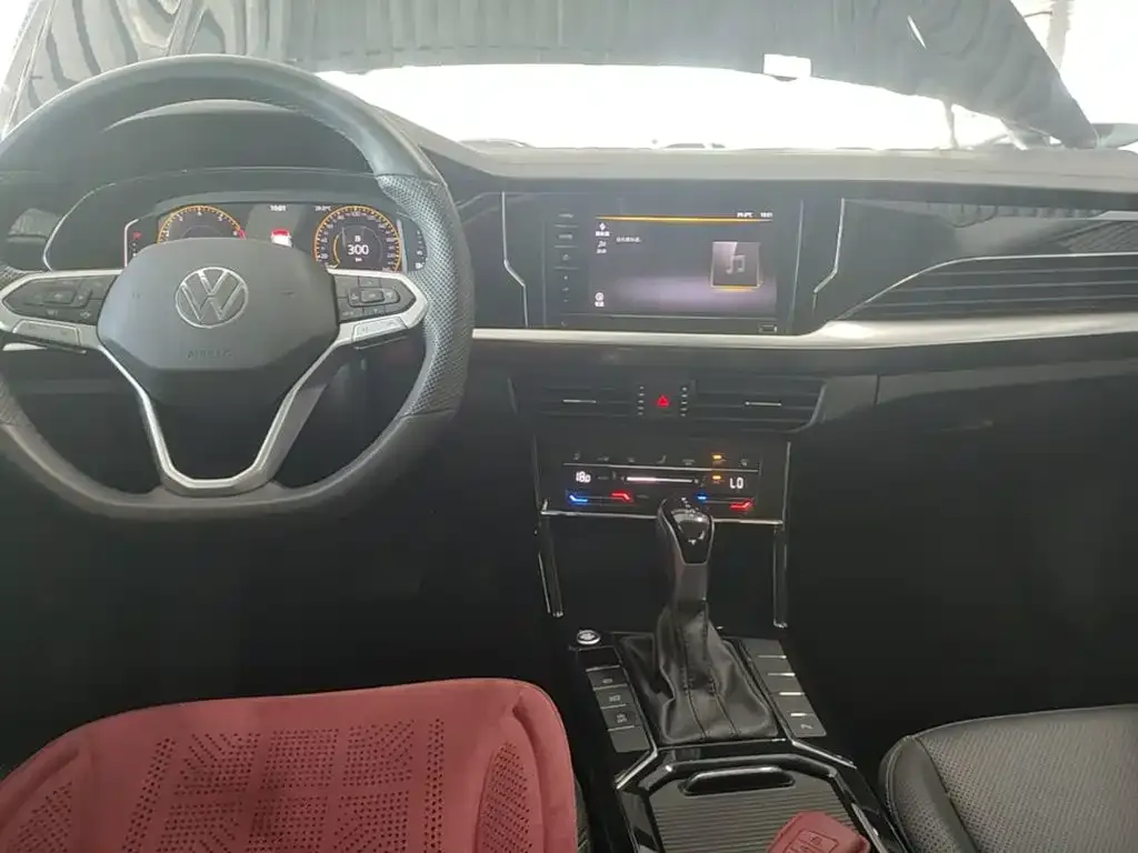 Volkswagen Passat — фото 7