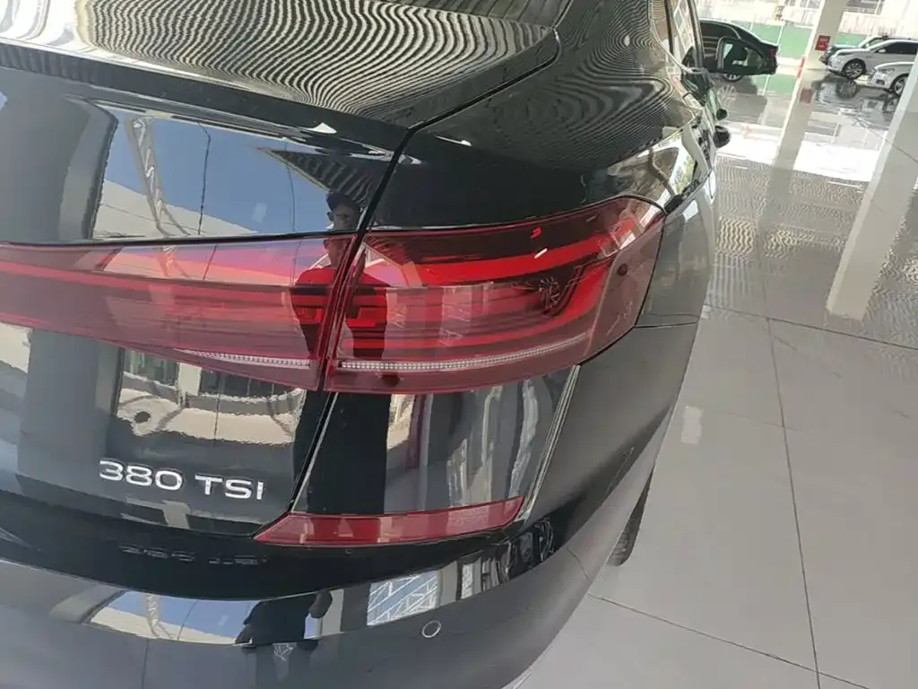 Volkswagen Passat — фото 9