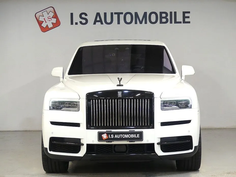 Rolls-Royce Cullinan — фото 1