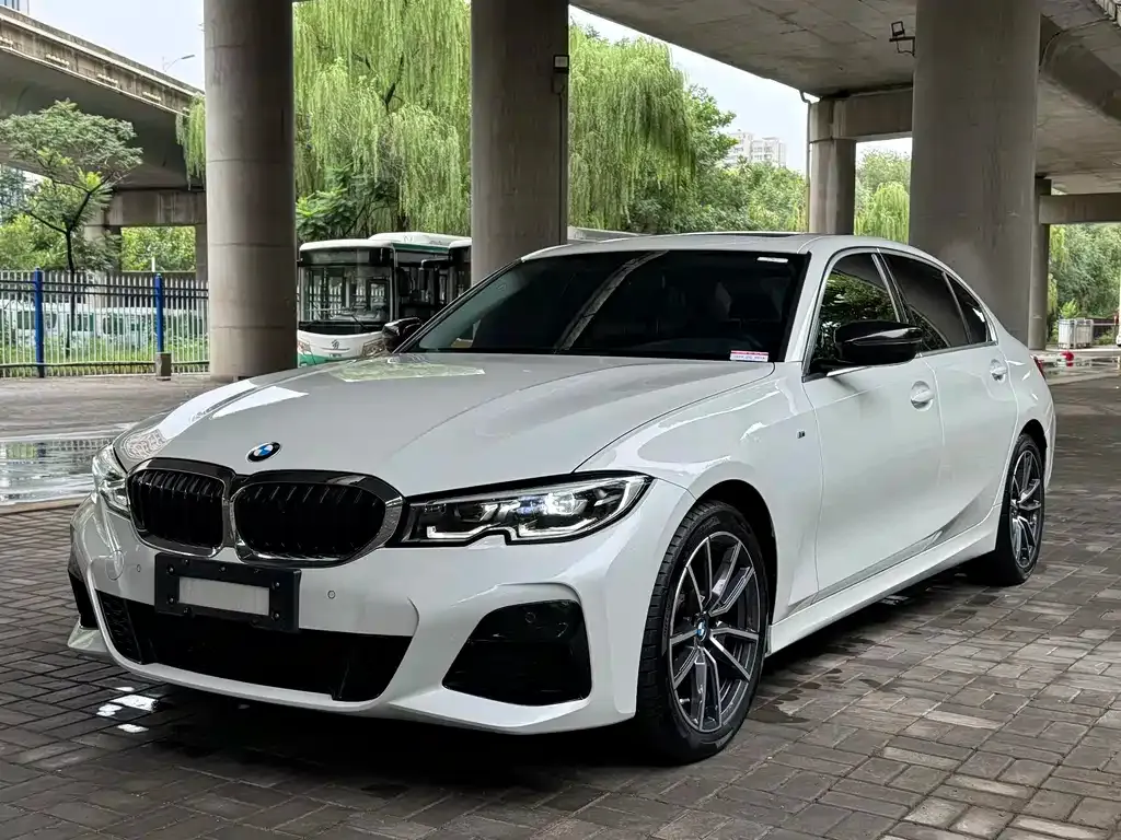 BMW 3 Series — фото 1