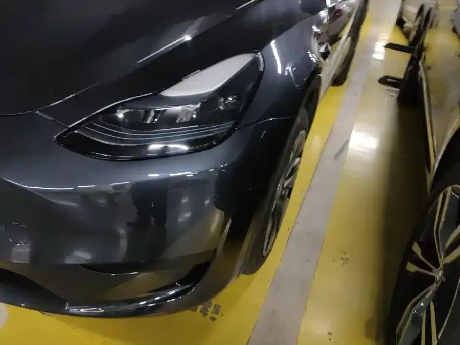 Tesla Model Y — фото 2