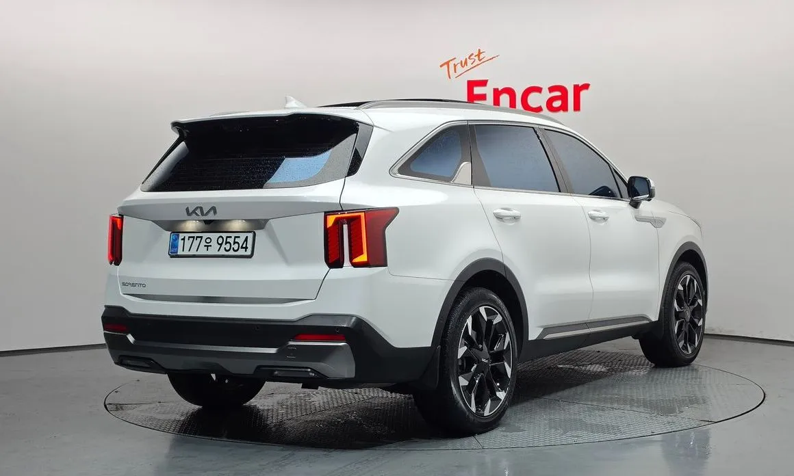 Kia Sorento — фото 5