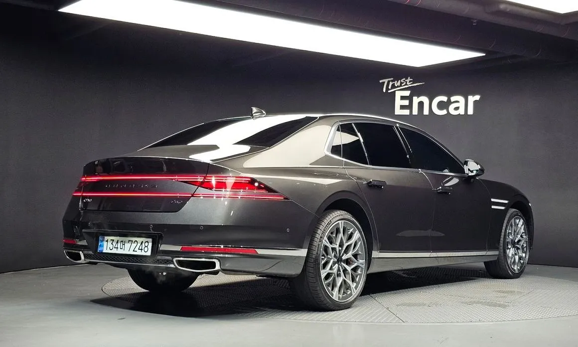 Genesis G90 — фото 10