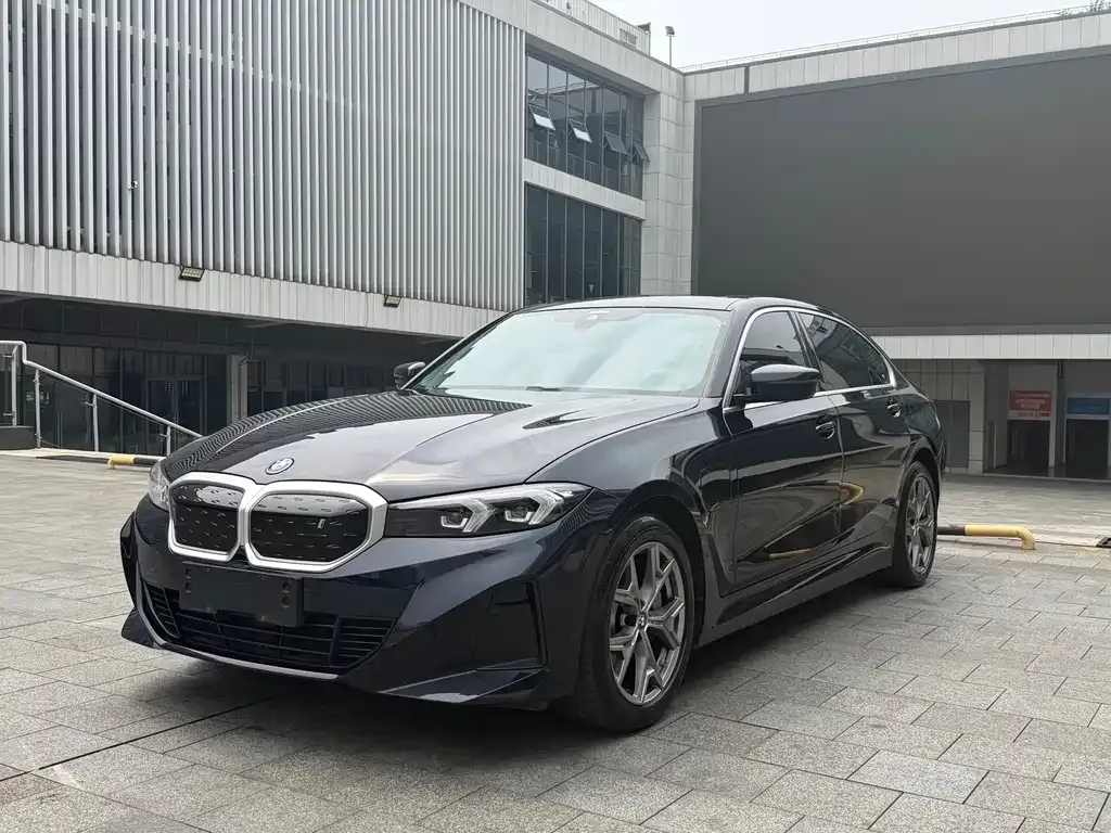 BMW i3 — фото 1