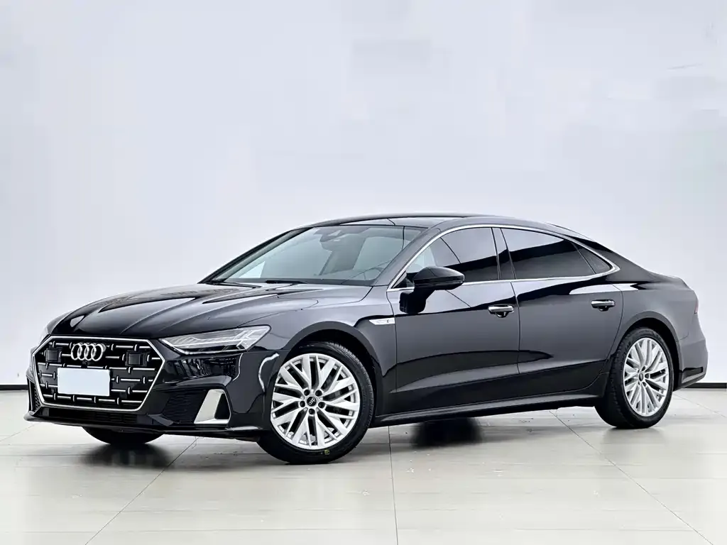 Audi A7L — фото 1