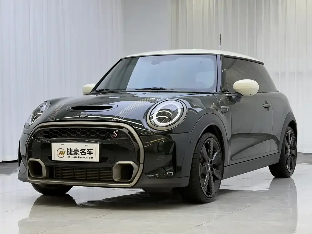 MINI Cooper (3-door) — фото 1
