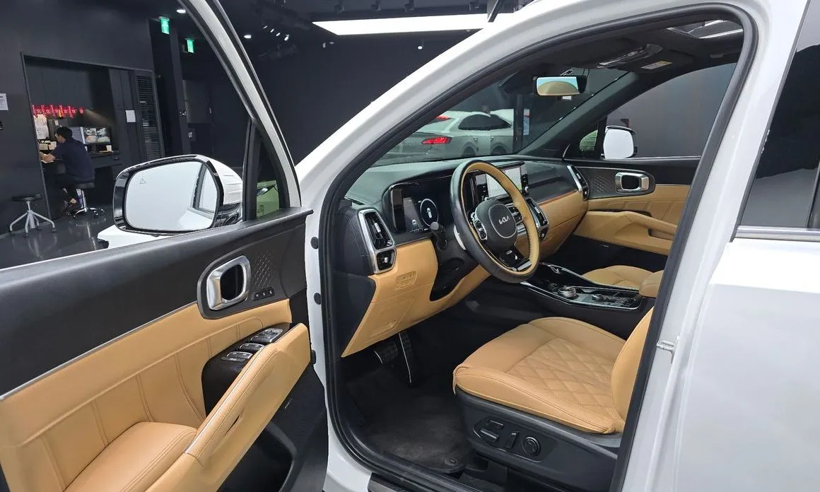 Kia Sorento — фото 4