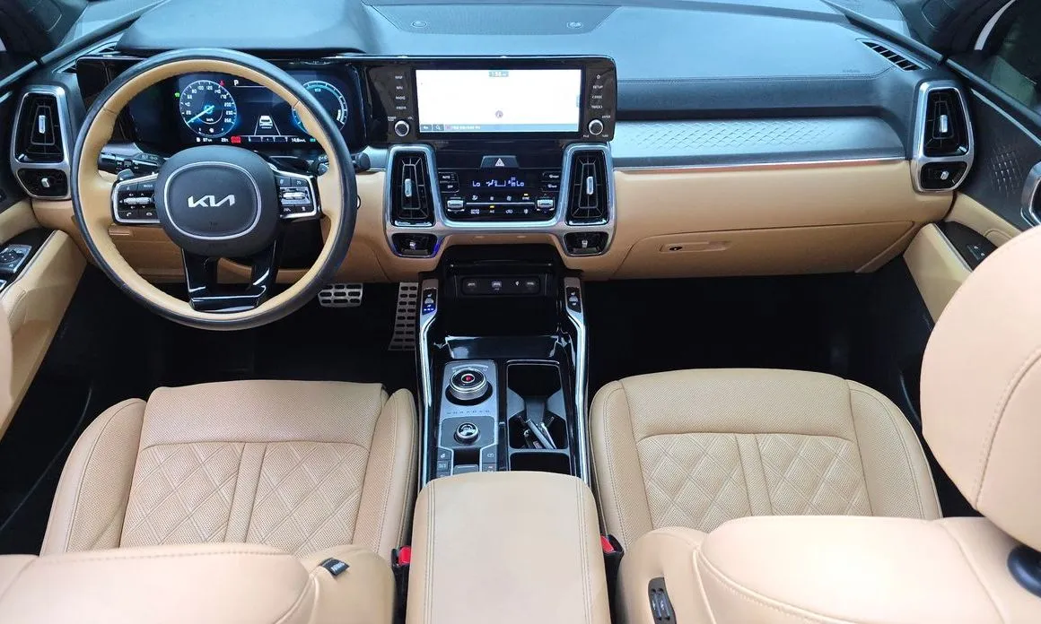 Kia Sorento — фото 10