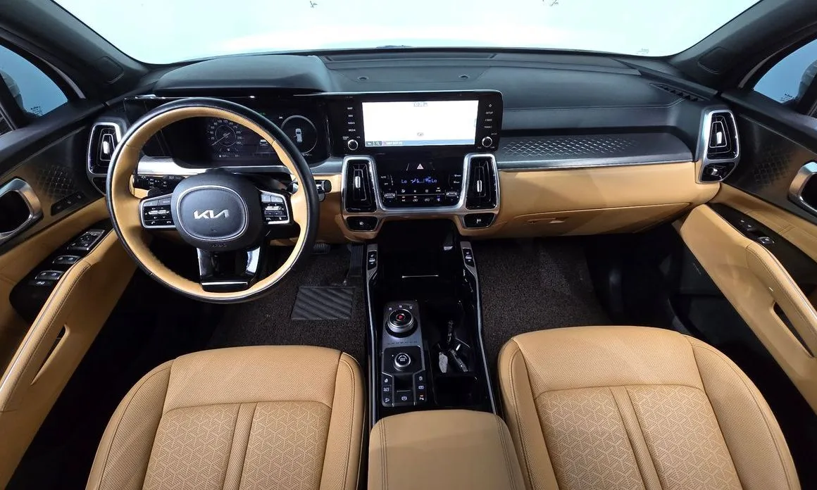 Kia Sorento — фото 6