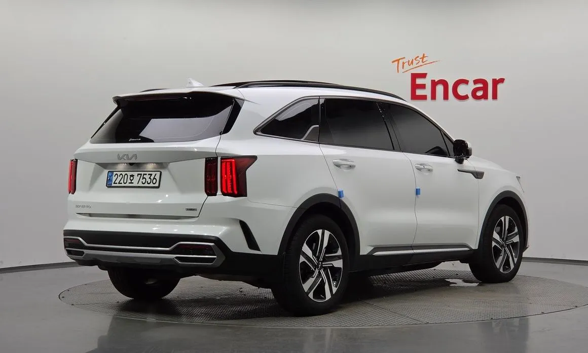 Kia Sorento — фото 4