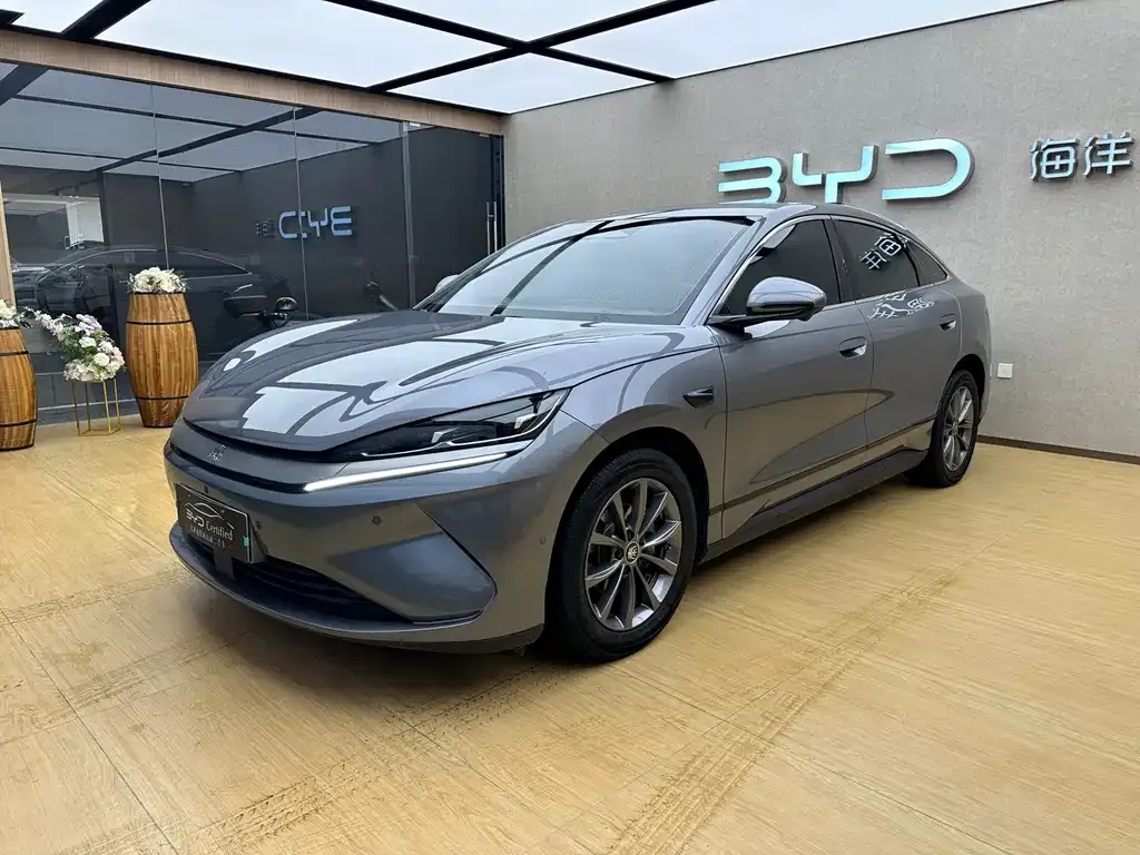 BYD Qin L — фото 1