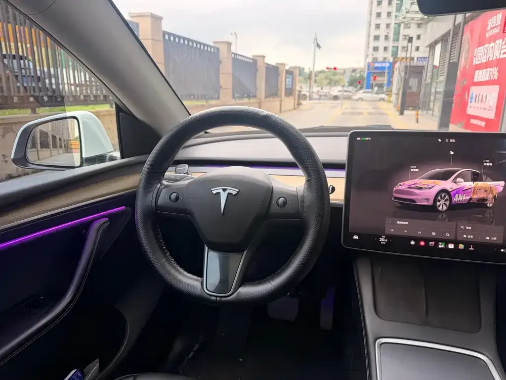 Tesla Model Y — фото 2