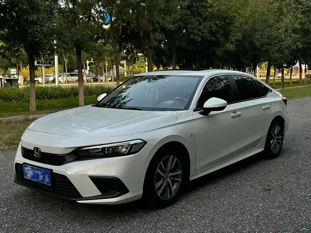 Honda Civic — фото 1