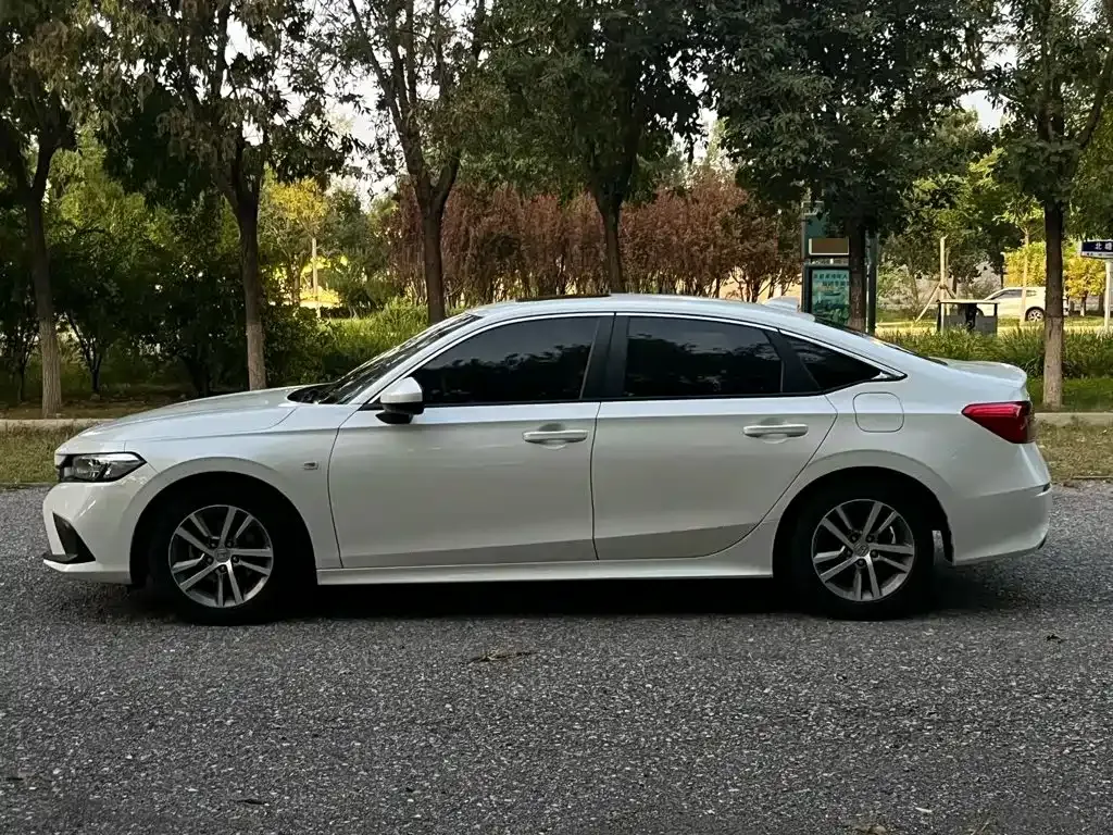 Honda Civic — фото 7
