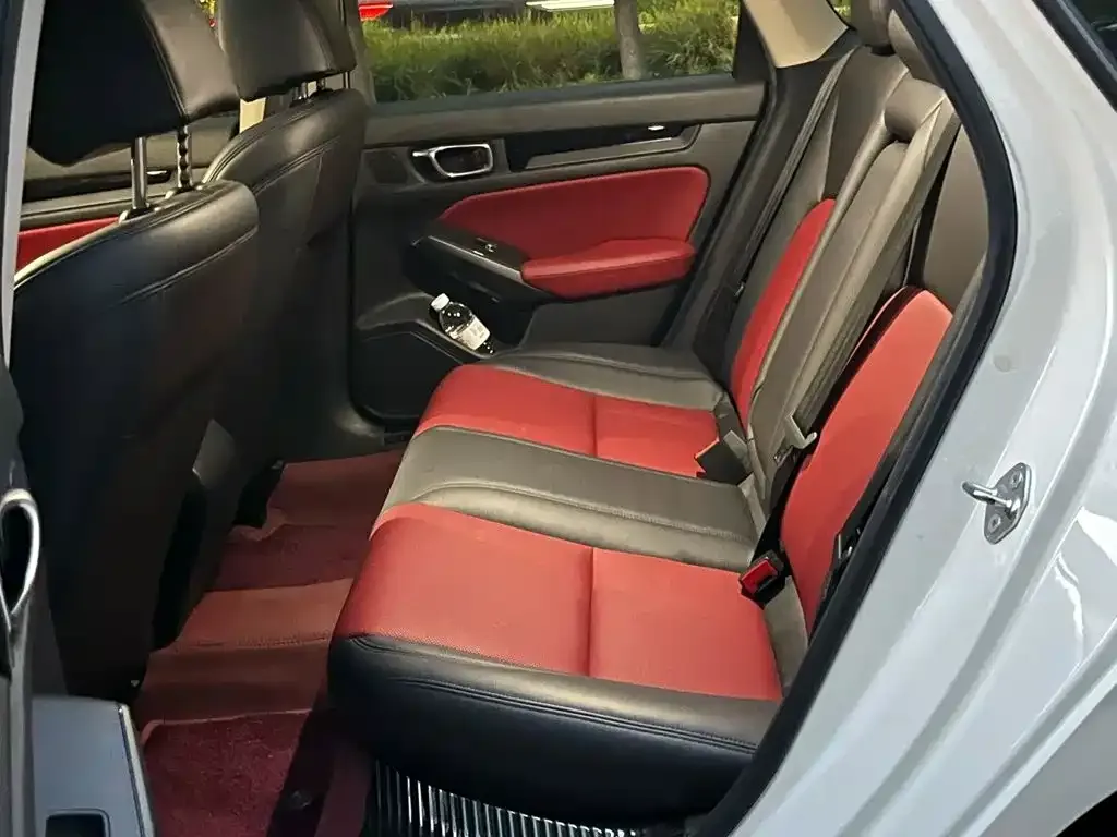 Honda Civic — фото 5