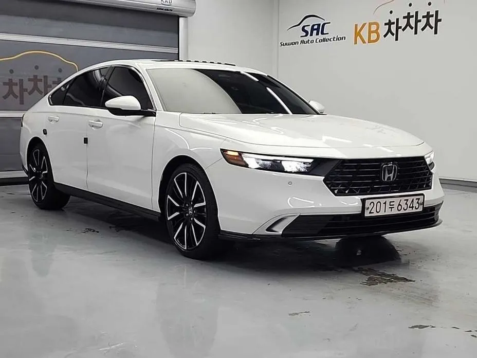 Honda Accord — фото 3