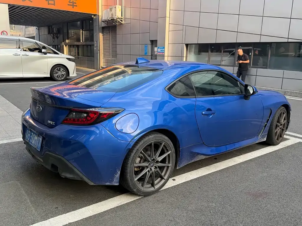 Subaru BRZ — фото 5