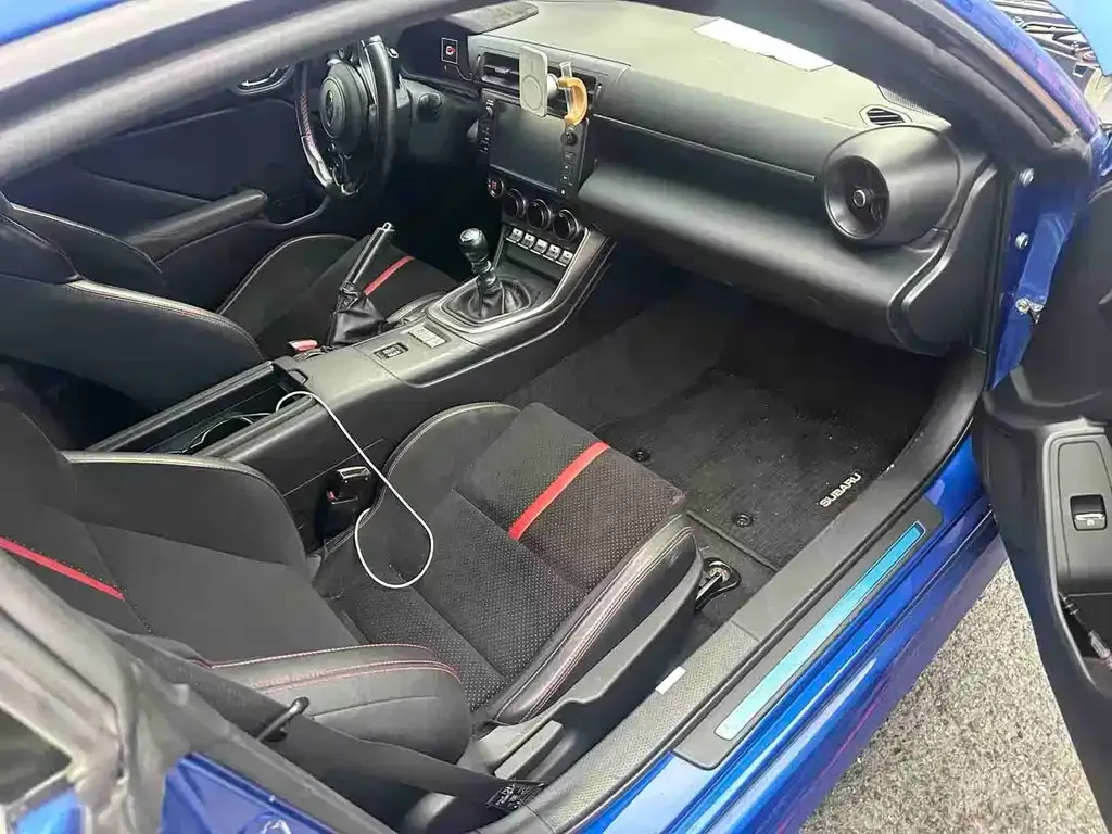 Subaru BRZ — фото 3