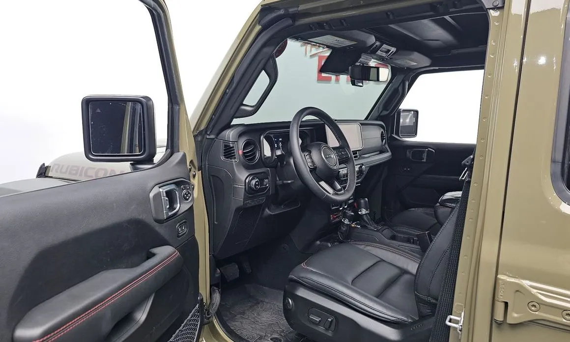 Jeep Wrangler — фото 7