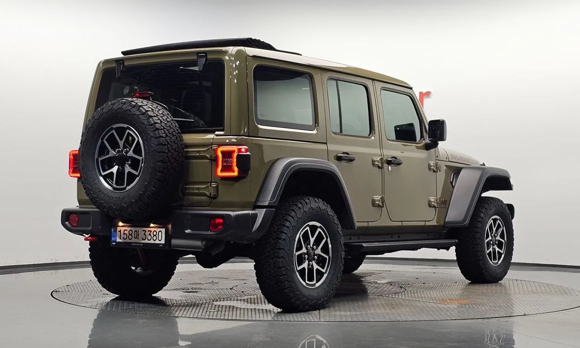 Jeep Wrangler — фото 5