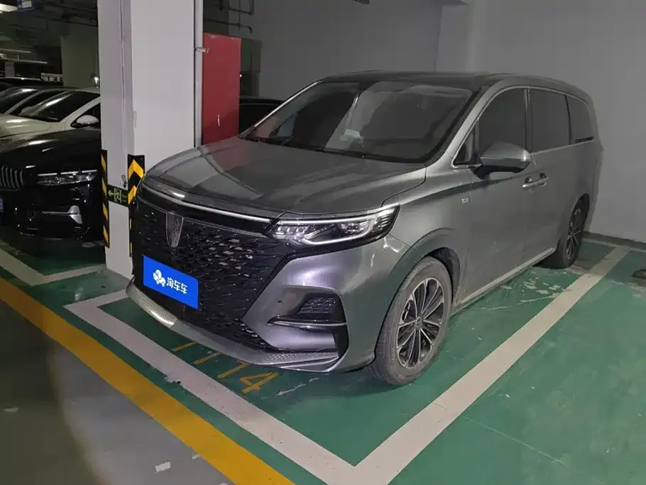 Roewe iMAX8 — фото 1