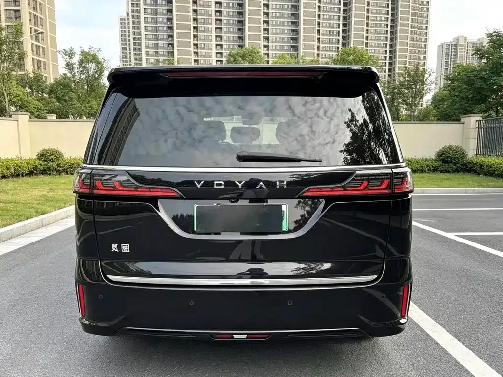 VOYAH Dreamer — фото 3