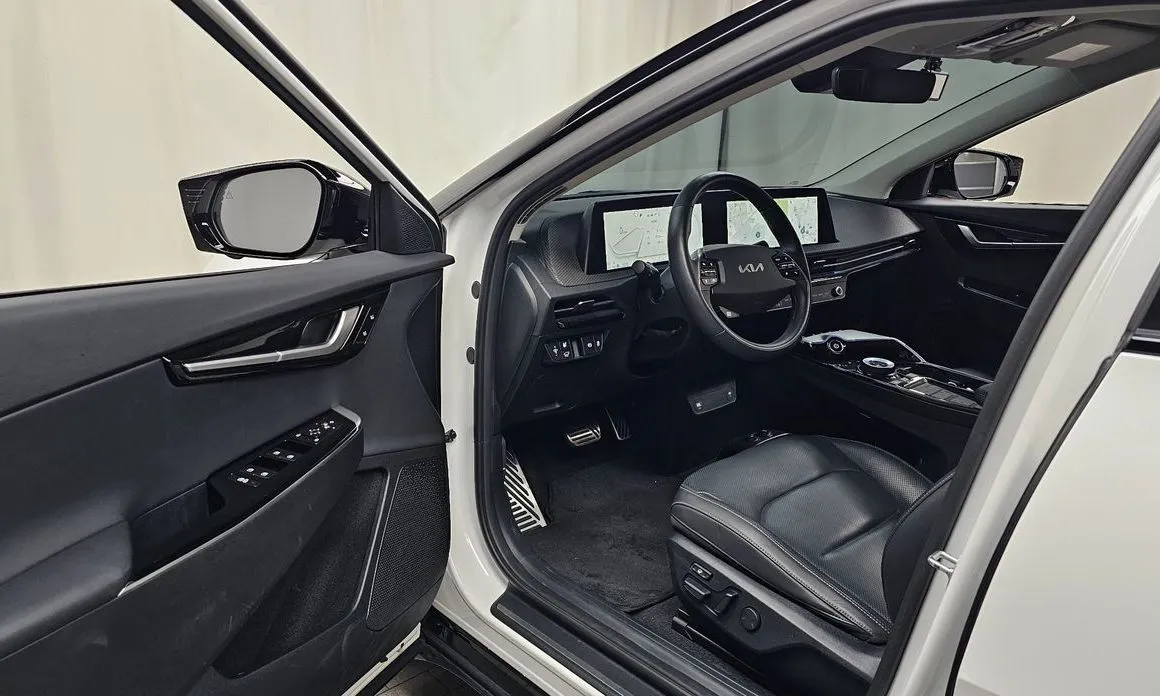 Kia EV6 — фото 9