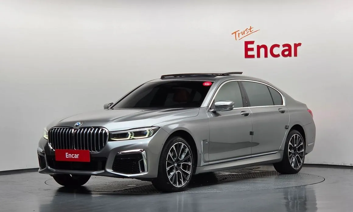 BMW 7-Series 740Li xDrive M Sport Package 1