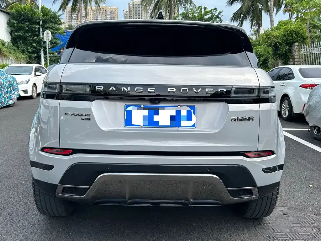 Land Rover Evoque — фото 8