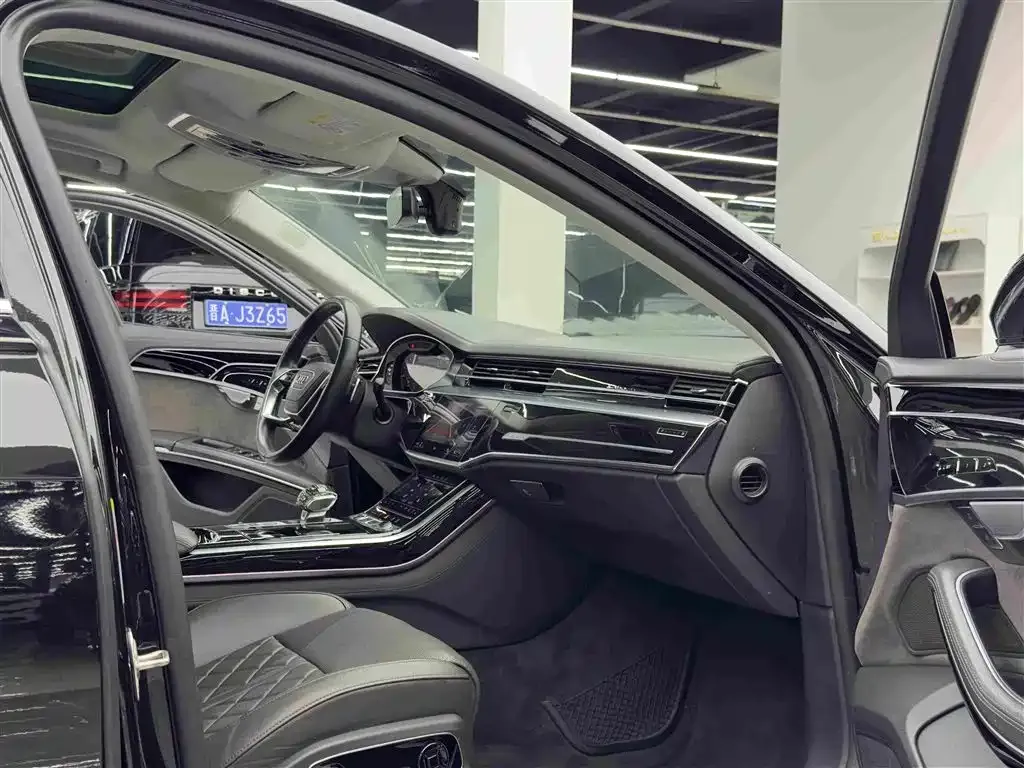 Audi A8 New Energy — фото 4