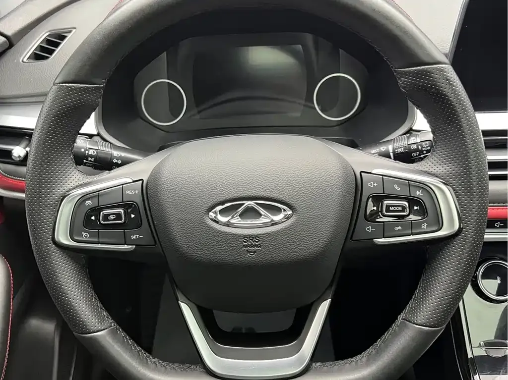 Chery Tiggo 7 — фото 10