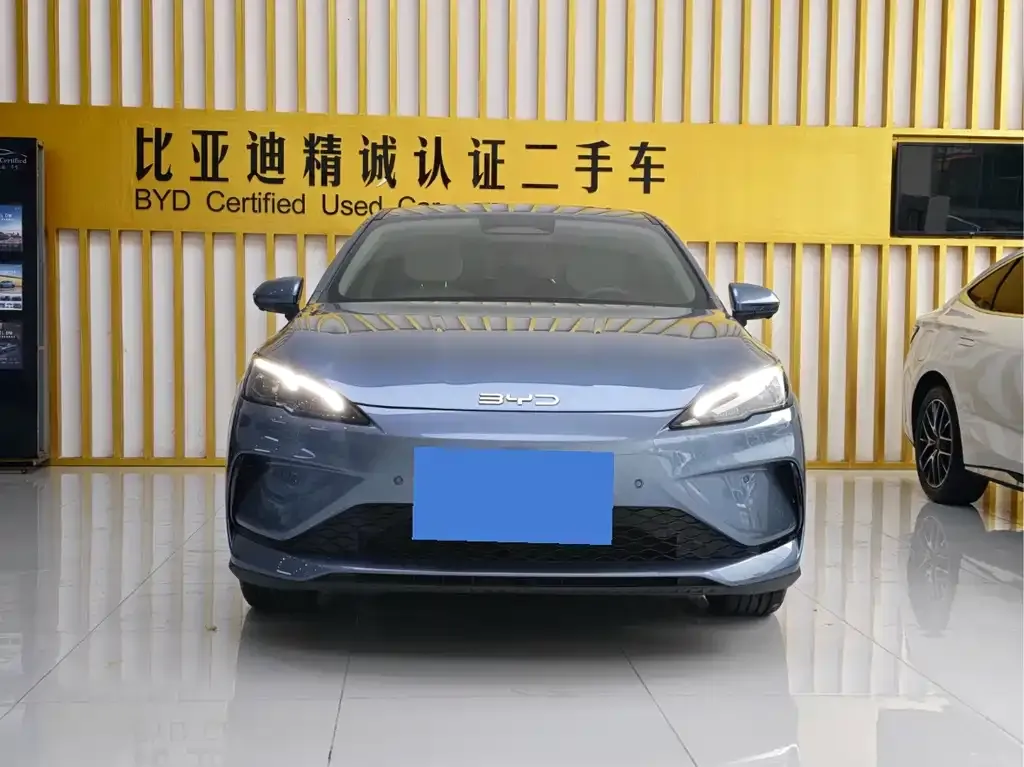 BYD Seal 05 DM-i — фото 9