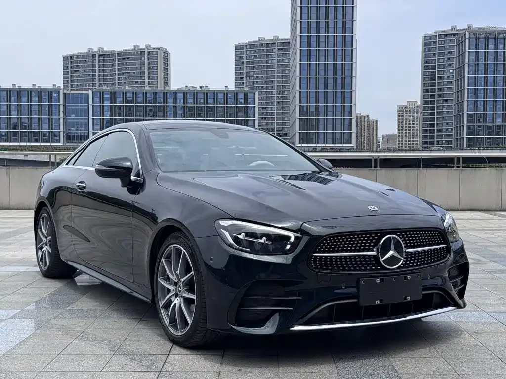 Mercedes-Benz E-Class (Import) — фото 4