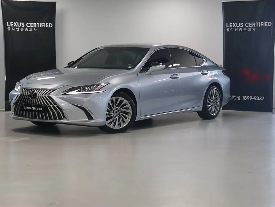 Lexus ES — фото 1