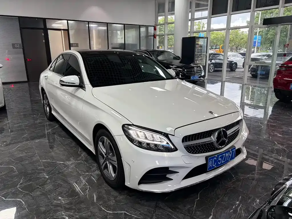 Mercedes-Benz C-Class — фото 2