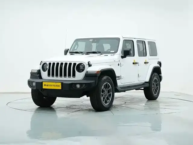 Jeep Wrangler — фото 1