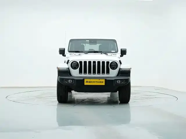 Jeep Wrangler — фото 3