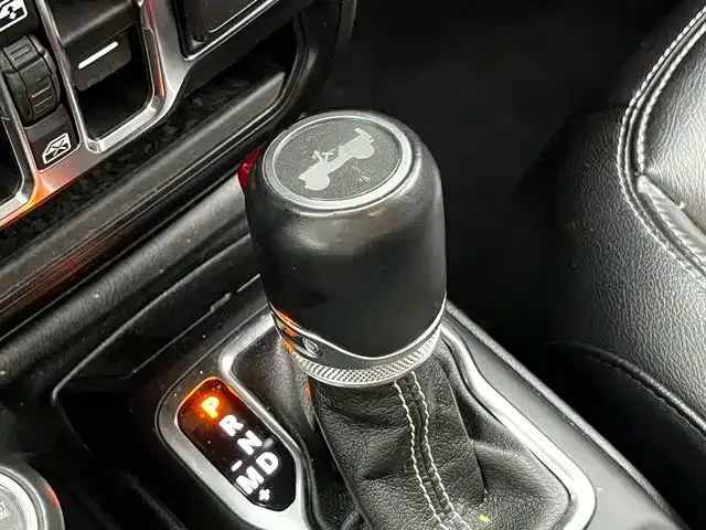Jeep Wrangler — фото 4