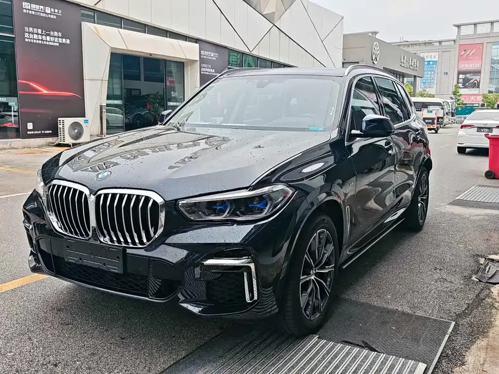 BMW X5 — фото 1